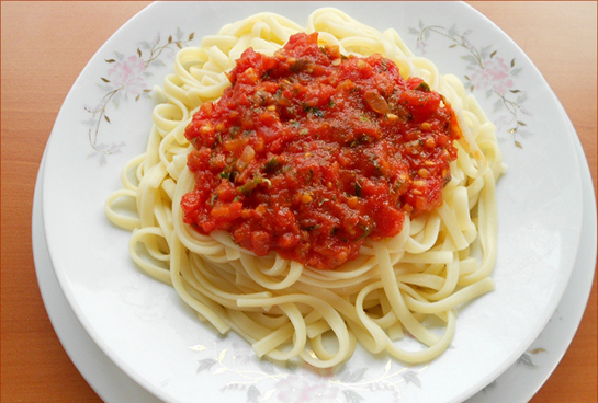 Napoliten Soslu Makarna - Napolitan Pasta